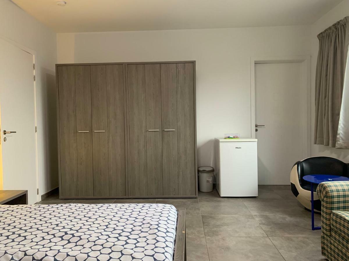 Anderlecht Residence La Floraison מראה חיצוני תמונה